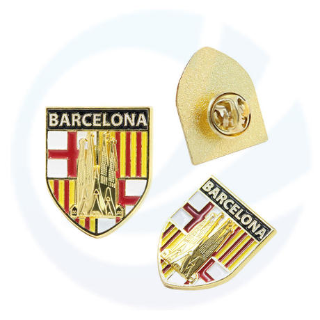 PRODUZIONE PROFESSER PROFESSIONE Cina Distinture all'ingrosso di alta qualità logo smalto morbido badge per spillo in metallo personalizzato